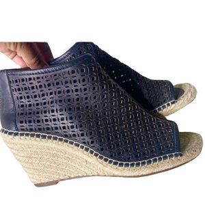 Vince Camuto Black Lereena Espadrille Wedge Sandals Size 9.5